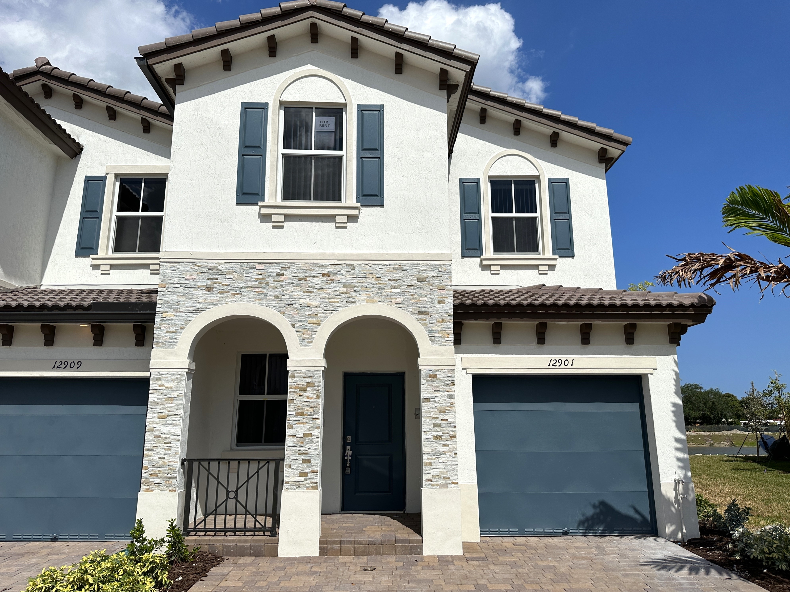 12901 NW 23 PL