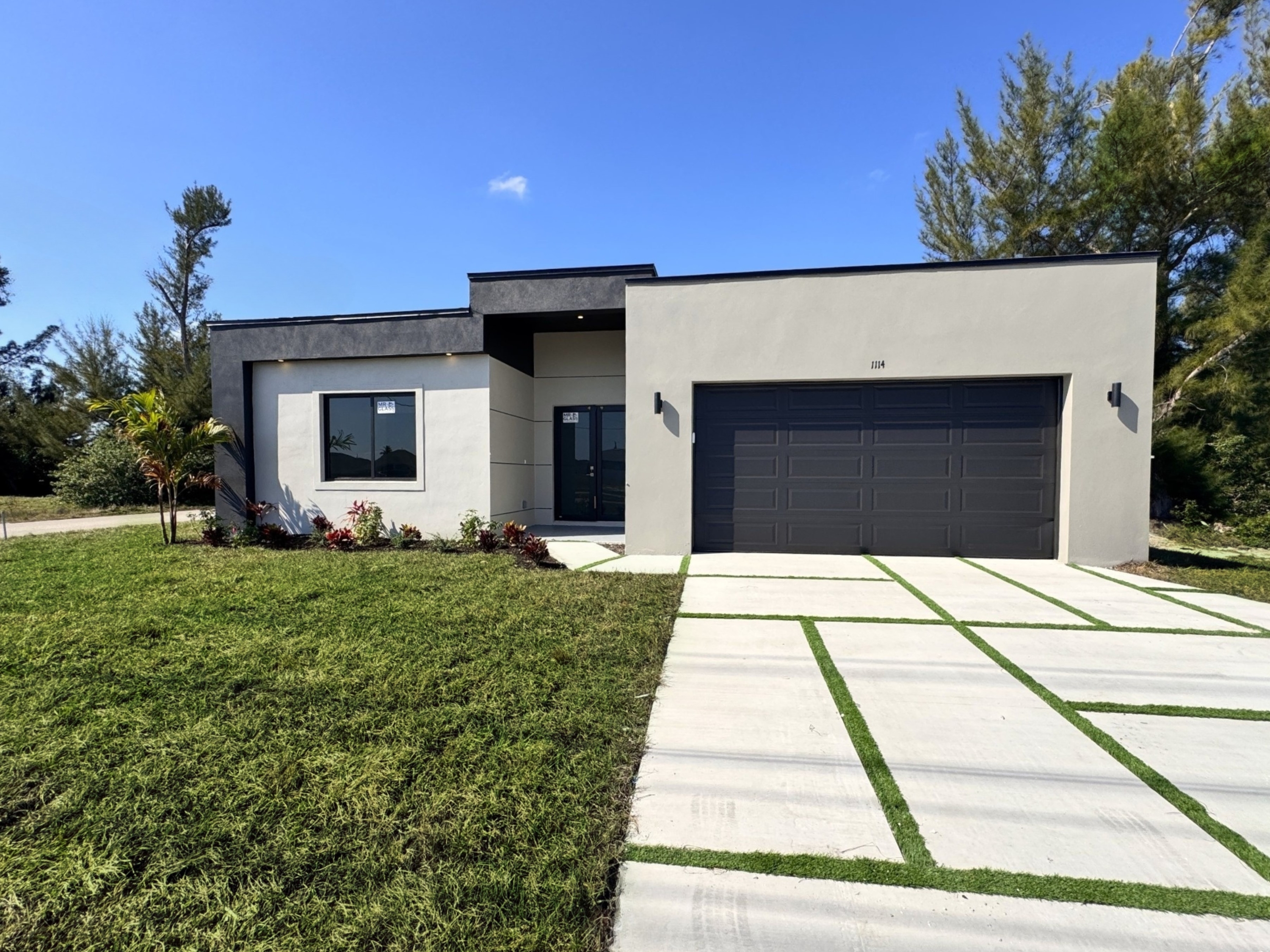 1114 El Dorado Boulevard North